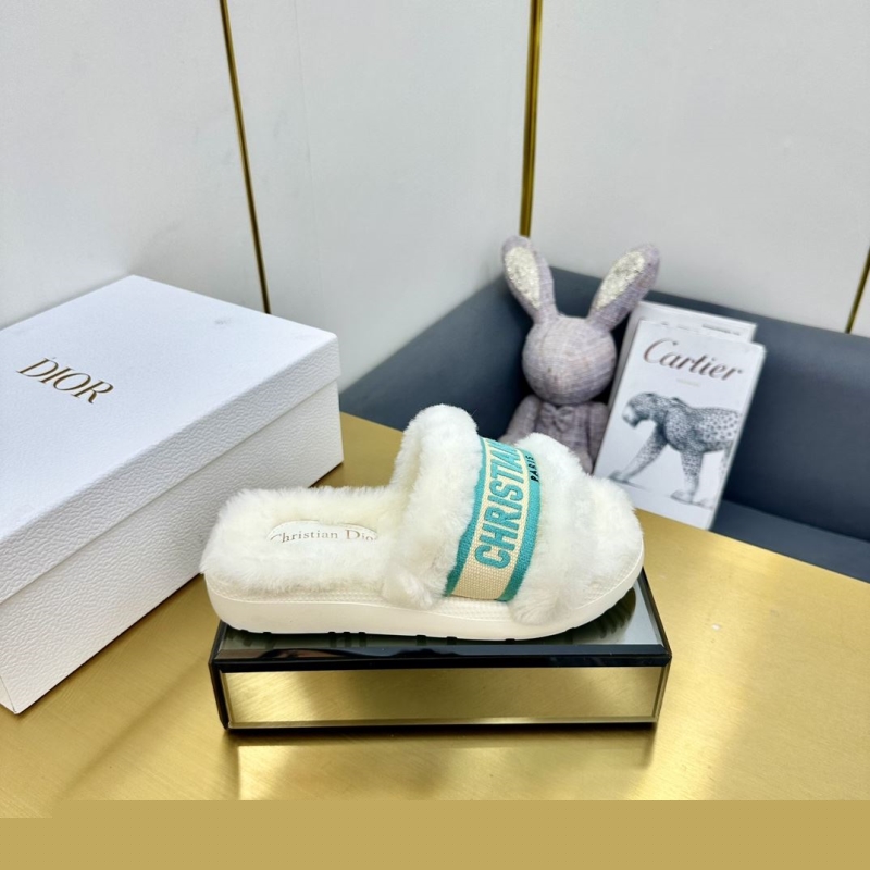 ch**an D*or slippers